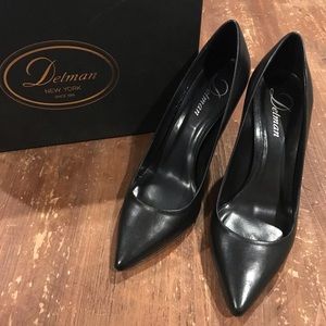 Delman Black pumps